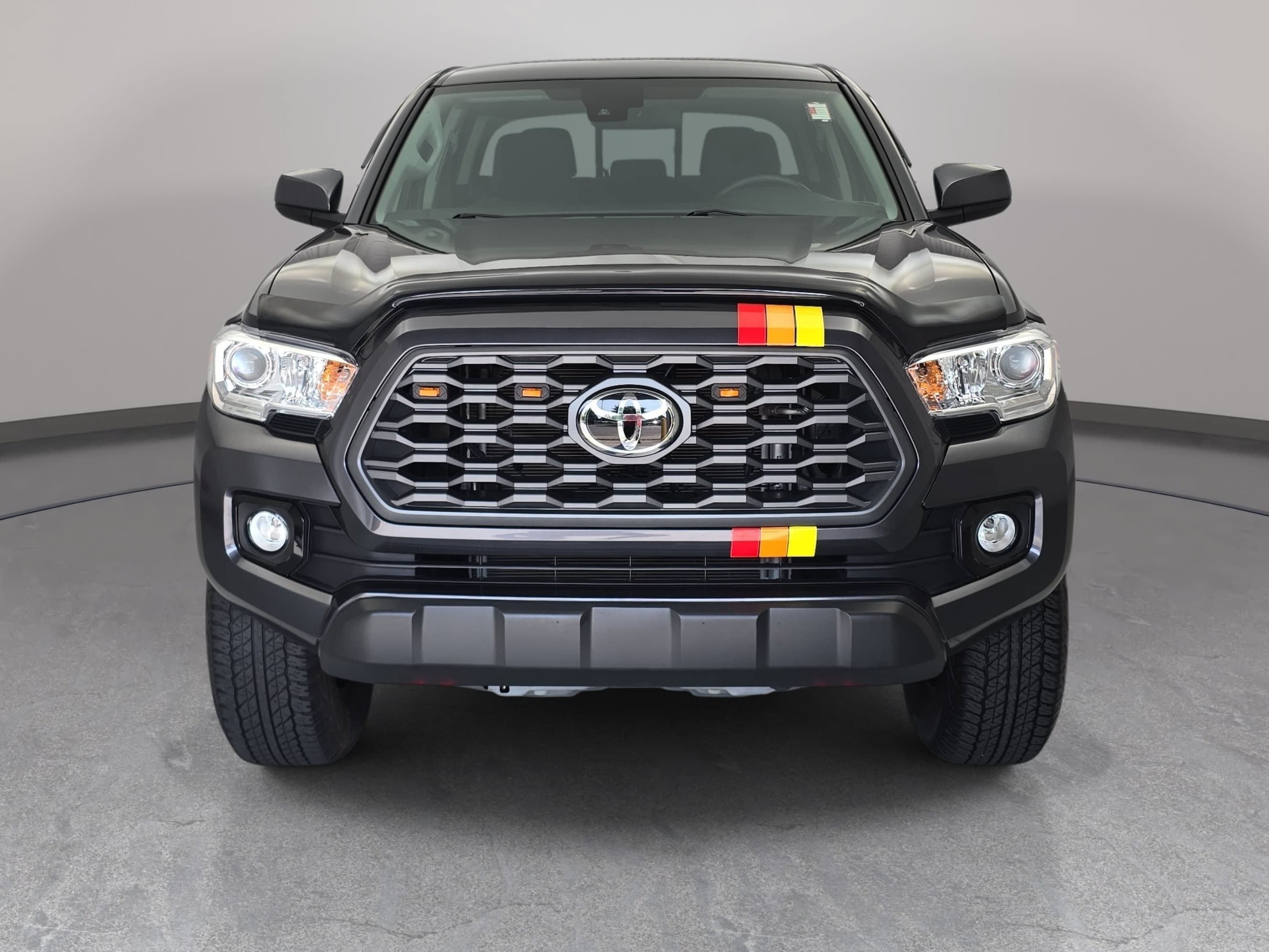 Used 2023 Toyota Tacoma SR w/ SR Convenience Package RWD image 2
