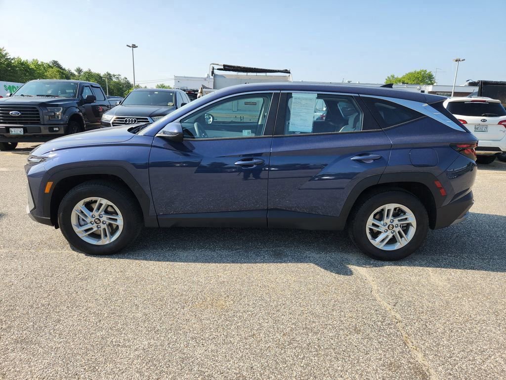 Used 2025 Hyundai Tucson SE image 4
