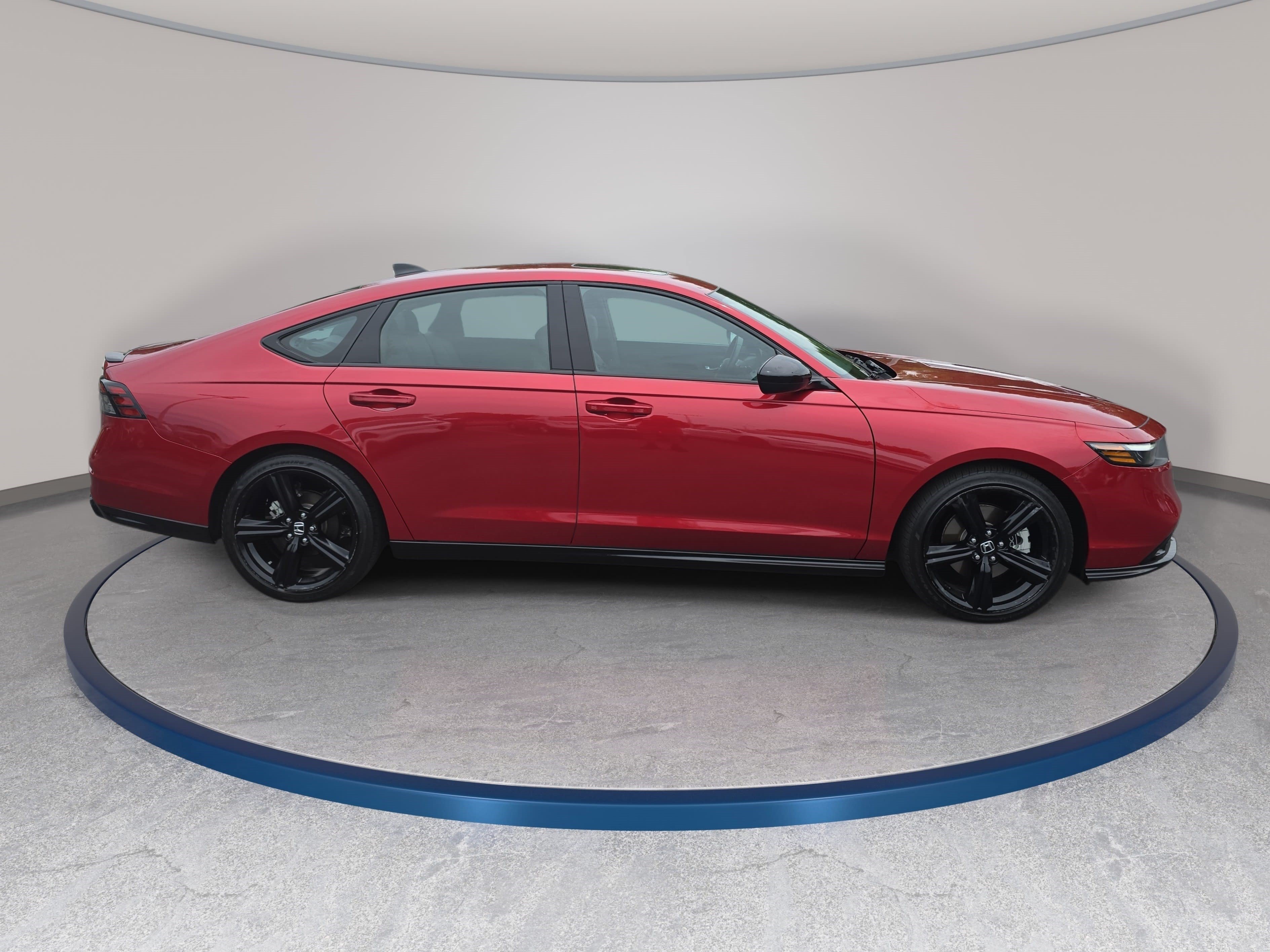Used 2024 Honda Accord Sport image 4