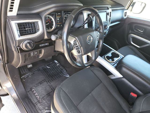 Certified 2019 Nissan Titan SV w/ SV Convenience Package image 11