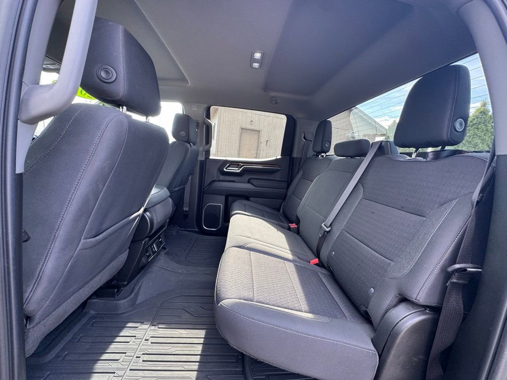 Used 2023 GMC Sierra 1500 SLE image 35
