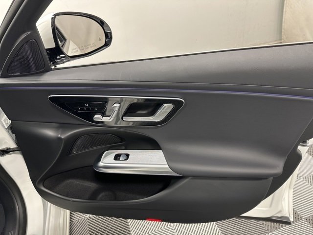 Used 2025 Mercedes-Benz E 350 4MATIC Sedan image 30