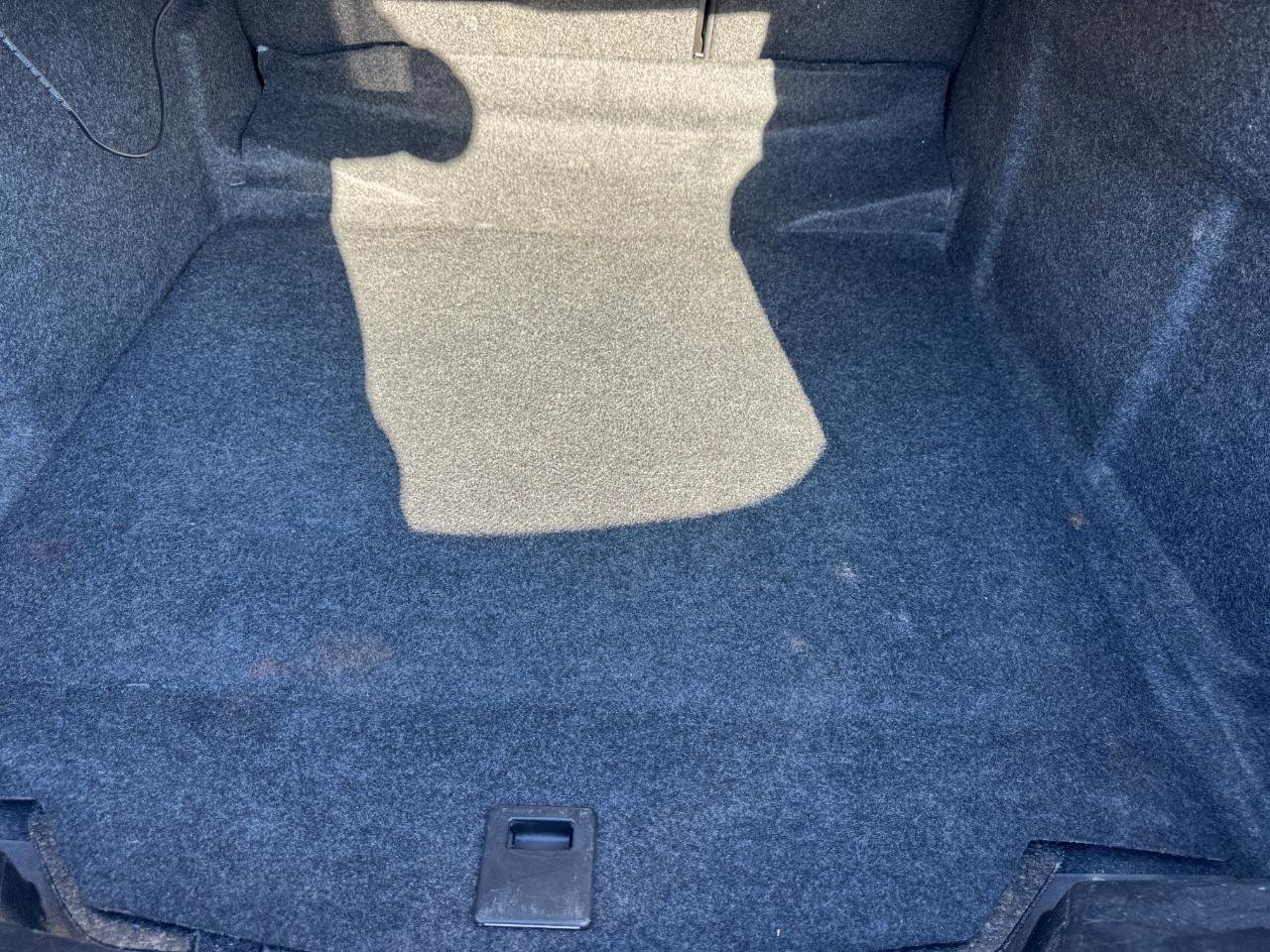 Used 2017 Chevrolet Impala LT image 11