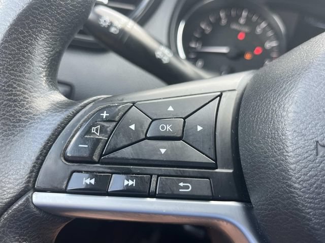 Used 2017 Nissan Rogue S FWD image 24