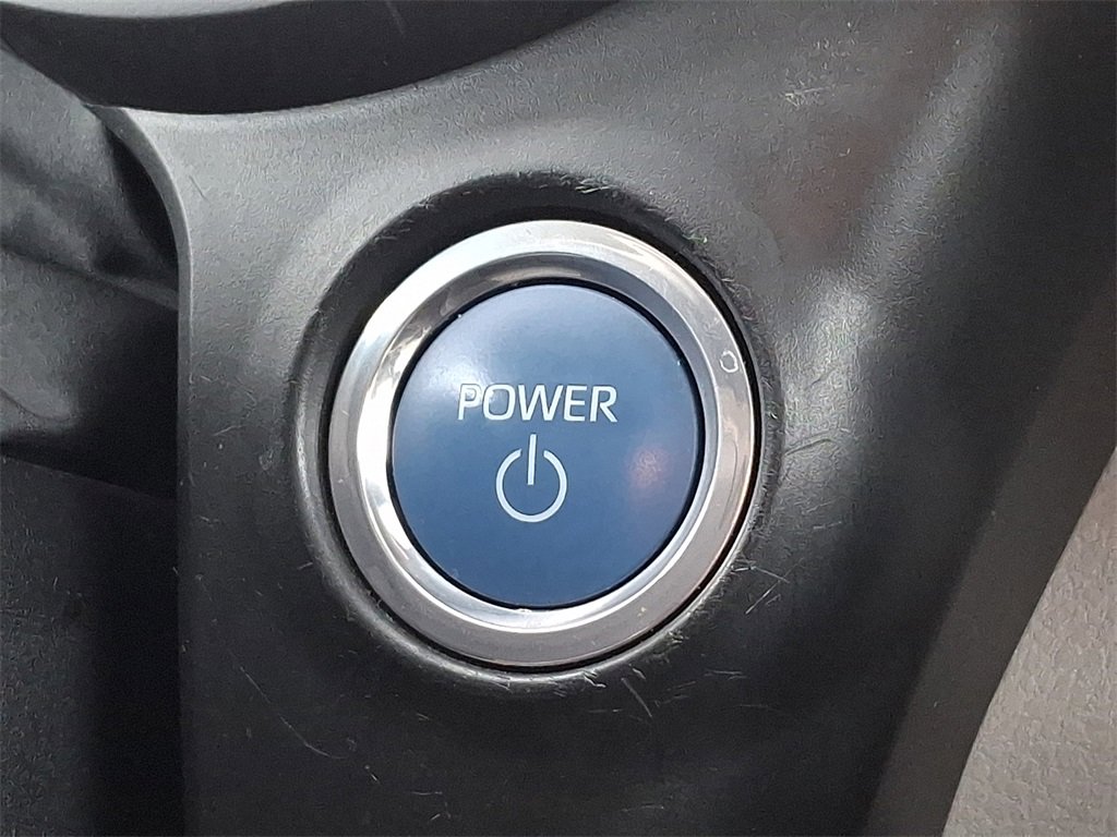 Used 2022 Toyota Sienna LE image 21