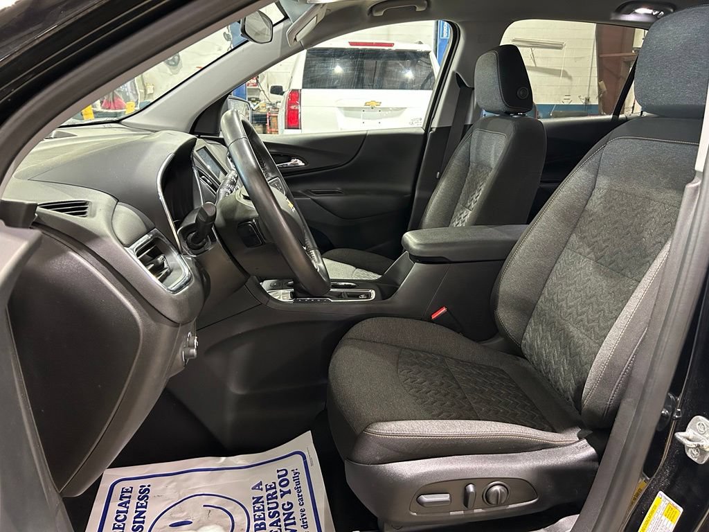 Used 2022 Chevrolet Equinox LT FWD image 16