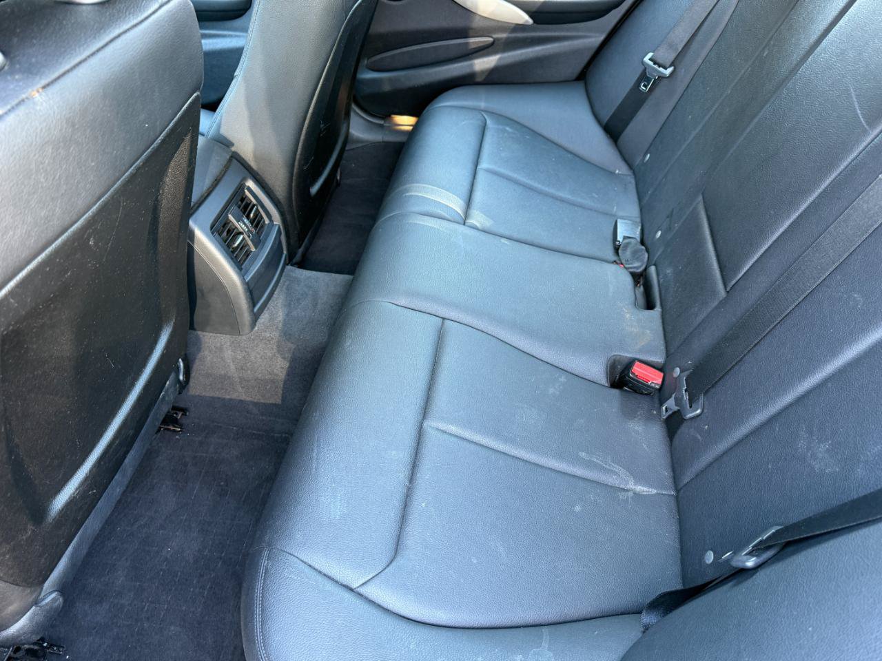 Used 2014 BMW 320i xDrive Sedan AWD/4WD image 26