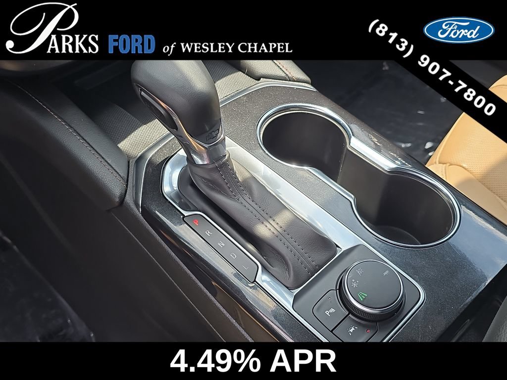 Used 2024 Chevrolet Blazer Premier w/ Enhanced Convenience Package FWD image 26