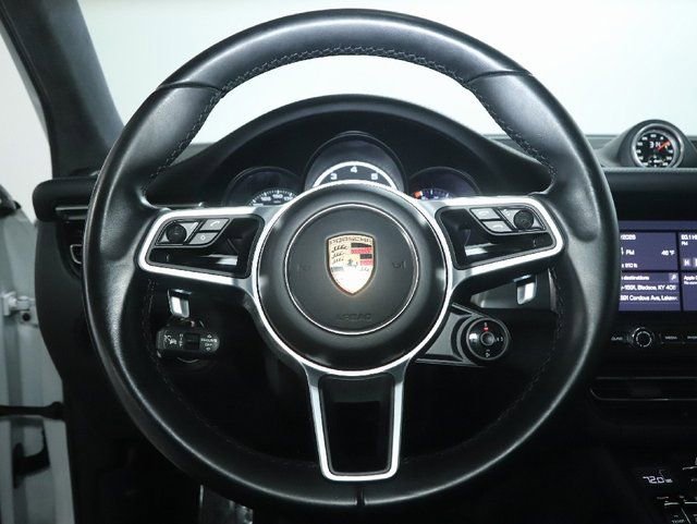 Used 2021 Porsche Macan Turbo image 20