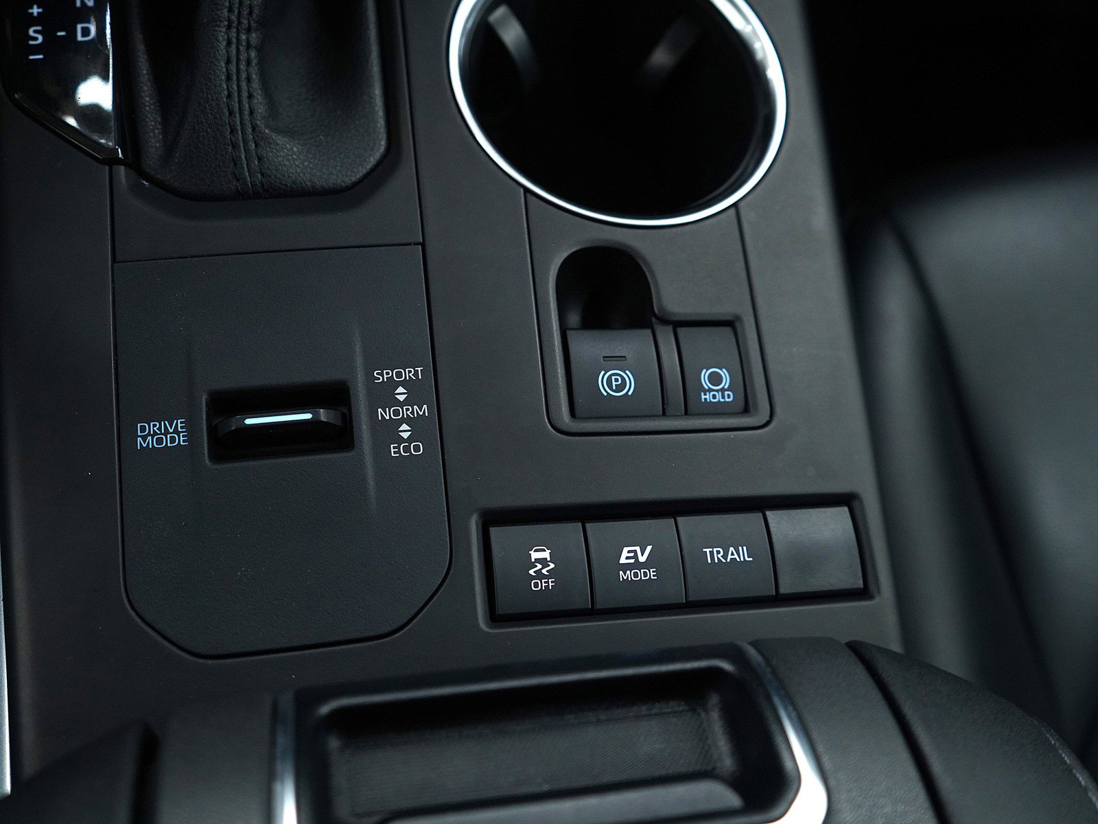 Used 2021 Toyota Highlander XLE image 25