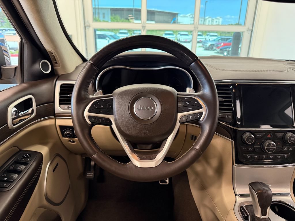 Used 2021 Jeep Grand Cherokee Summit AWD/4WD image 21