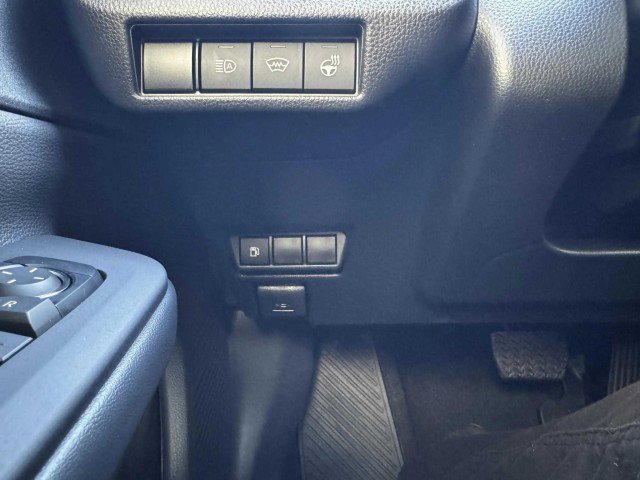 Used 2025 Toyota Prius image 21