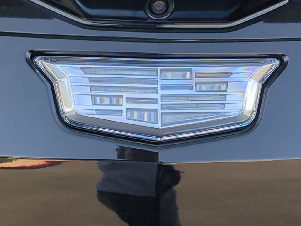 New 2026 Cadillac Optiq Luxury 1 RWD image 31