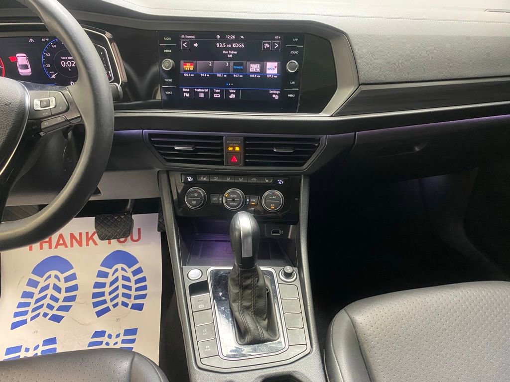 Used 2020 Volkswagen Jetta SEL FWD image 21
