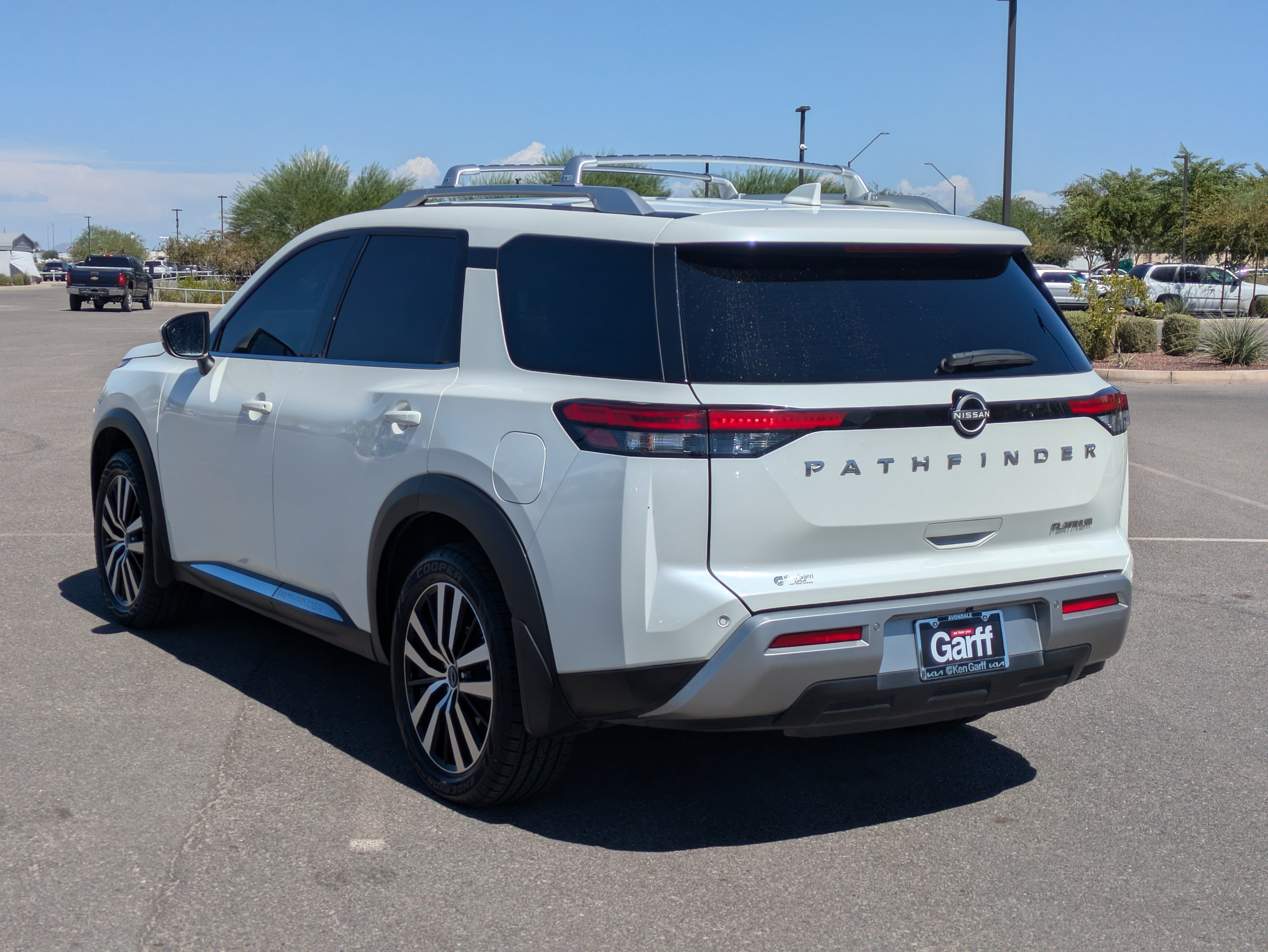 Used 2023 Nissan Pathfinder Platinum w/ Cargo Package FWD image 3