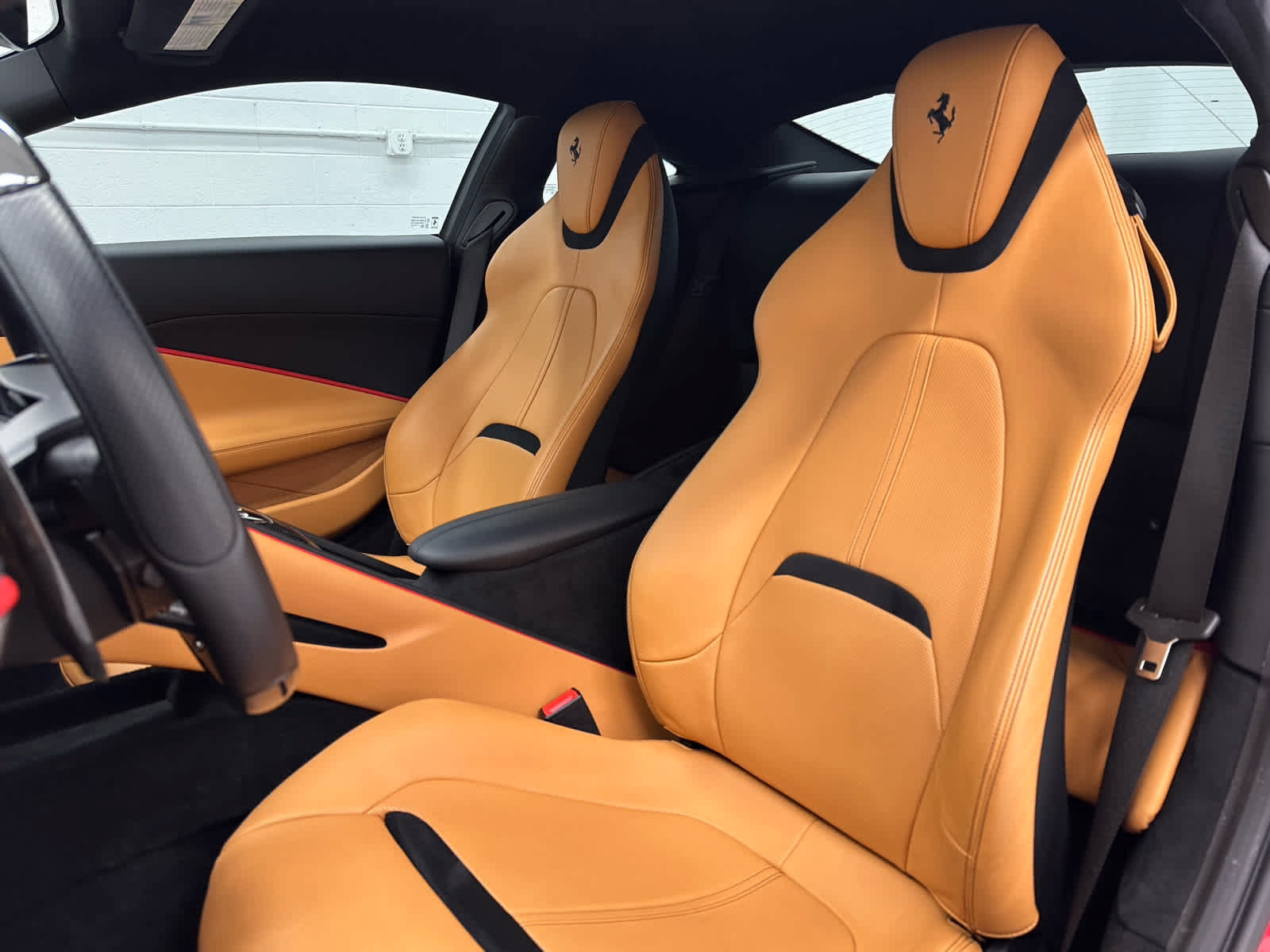 Used 2022 Ferrari Roma RWD image 13