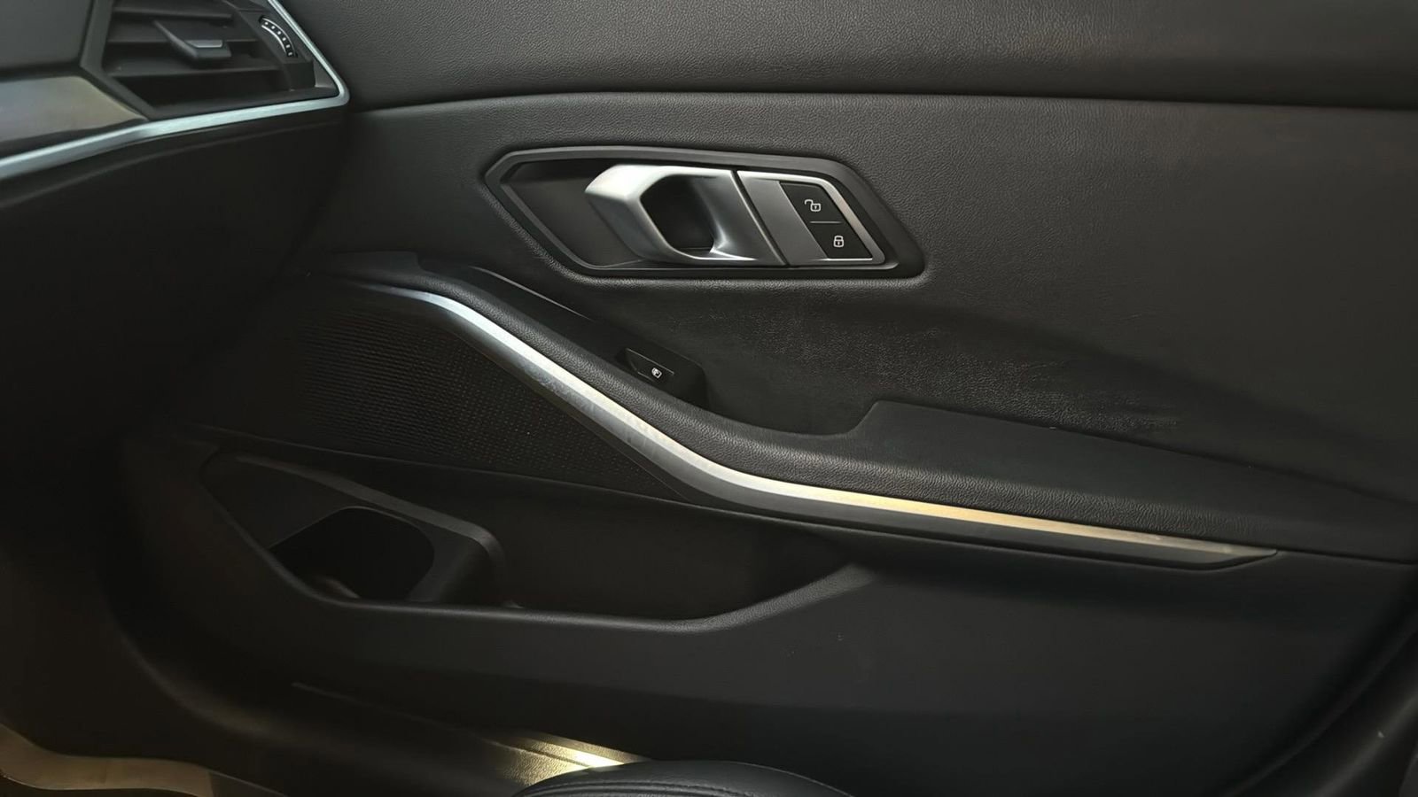 Used 2021 BMW 330i Sedan image 24