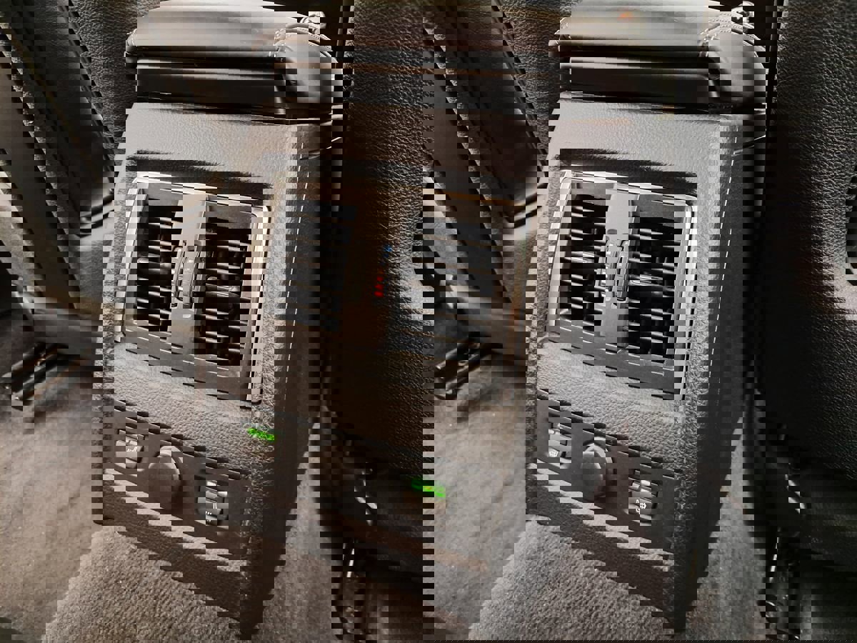 Used 2018 BMW M3 Competition w/ Competition Package image 44