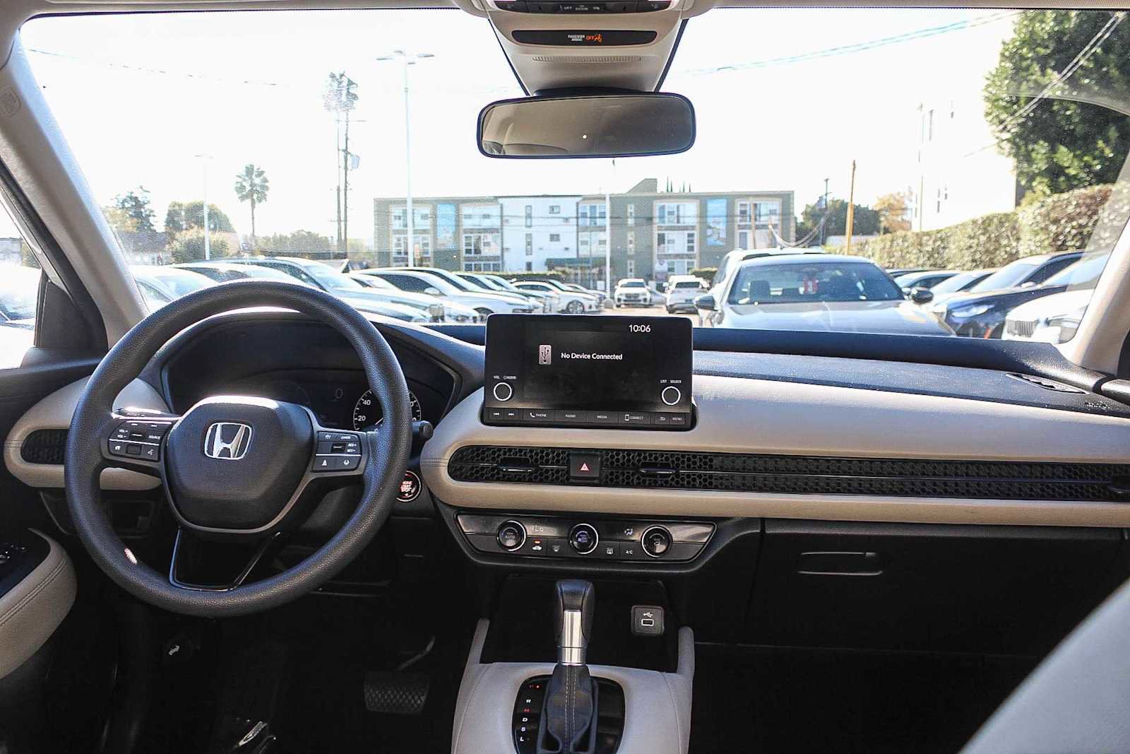 Used 2023 Honda HR-V LX image 12