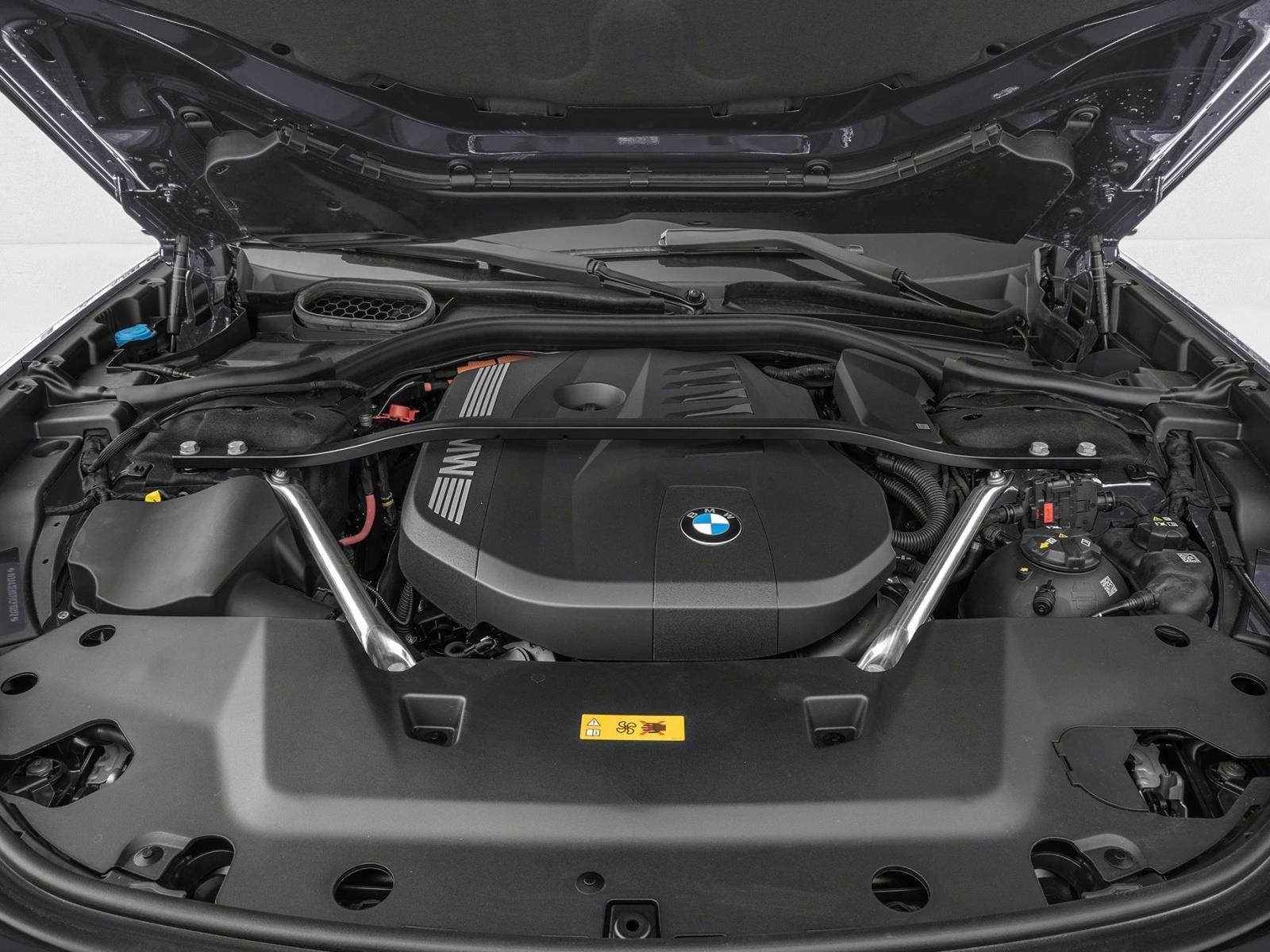 New 2026 BMW 750e xDrive AWD/4WD image 8