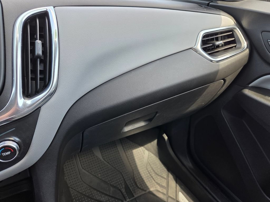 Used 2021 Chevrolet Equinox LS w/ LS Convenience Package FWD image 27