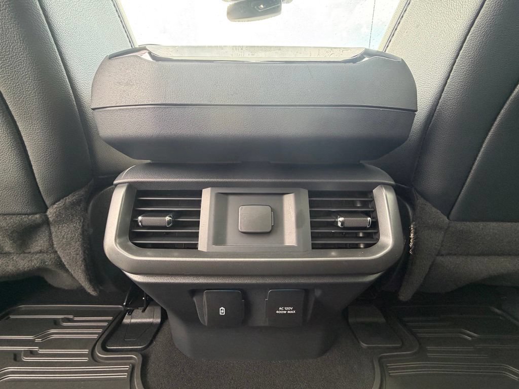 Used 2024 Ford F150 Lariat w/ Bed Utility Package AWD/4WD image 7