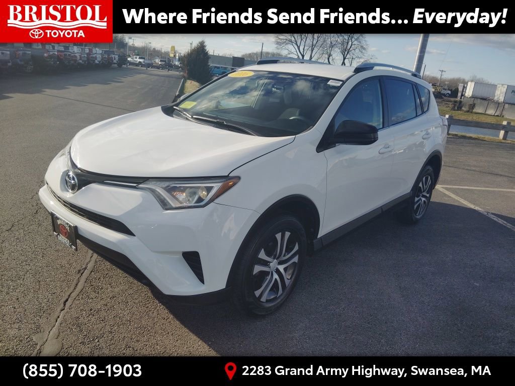Used 2016 Toyota RAV4 LE image 3