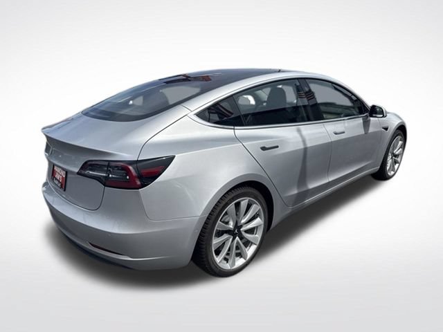 Used 2018 Tesla Model 3 Long Range RWD image 3