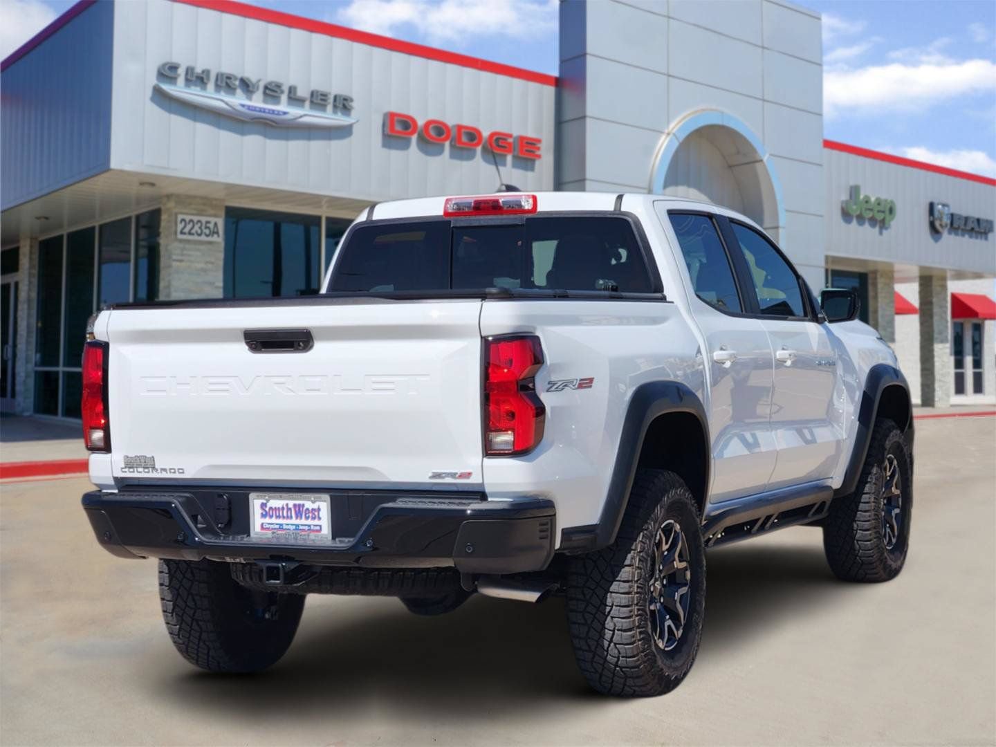 Used 2026 Chevrolet Colorado ZR2 AWD/4WD image 5