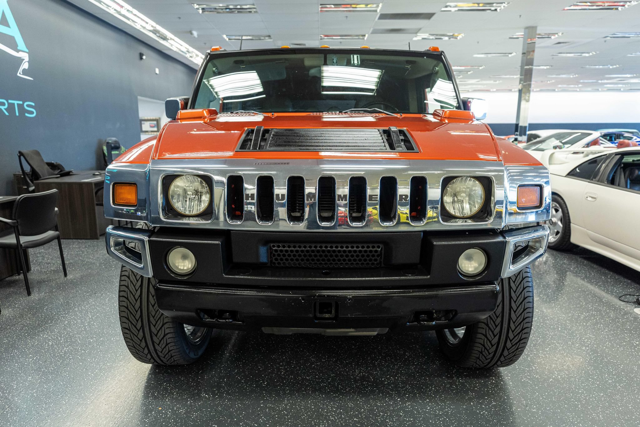 Used 2003 HUMMER H2 w/ Preferred Equipment Group AWD/4WD image 2