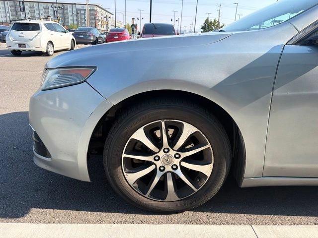 Used 2017 Acura TLX FWD image 4