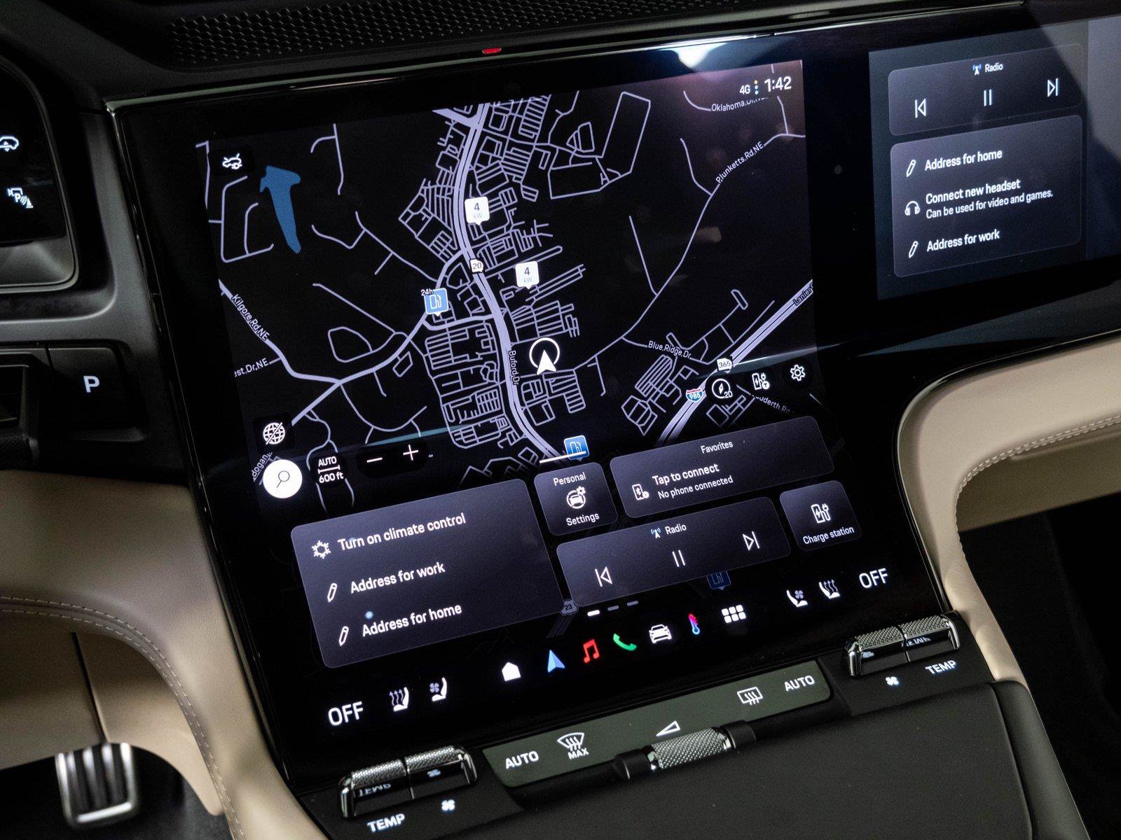 New 2026 Porsche Cayenne Turbo Electric AWD/4WD image 15