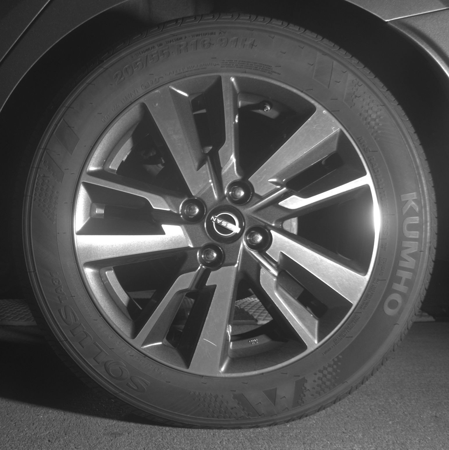 Used 2025 Nissan Versa SV image 14