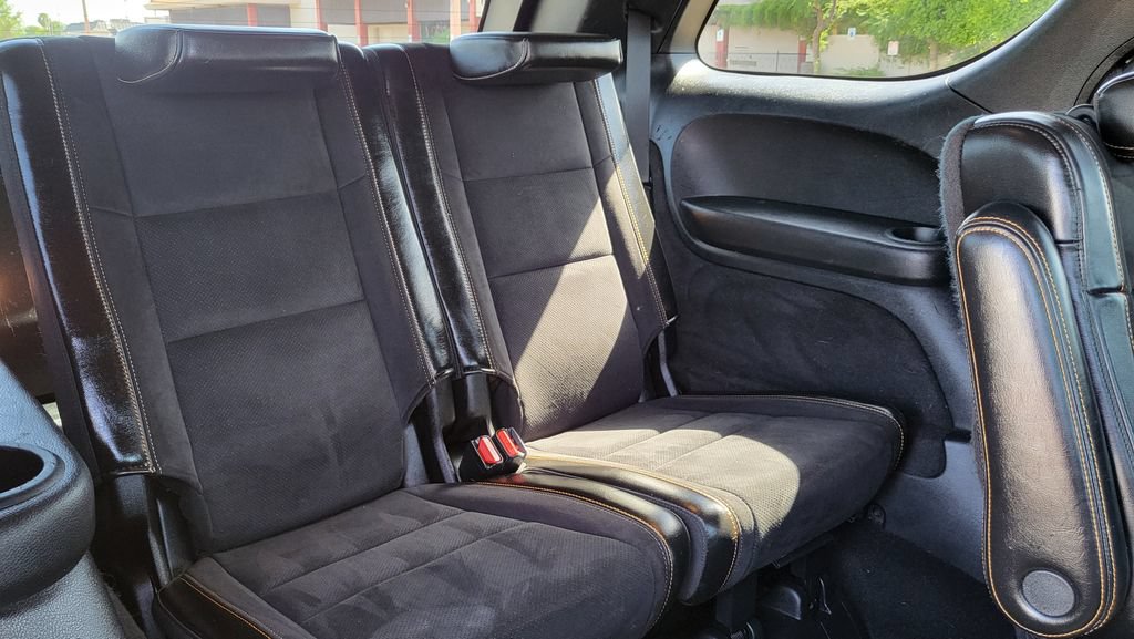 Used 2023 Dodge Durango R/T w/ Hemi Orange Plus Package RWD image 24