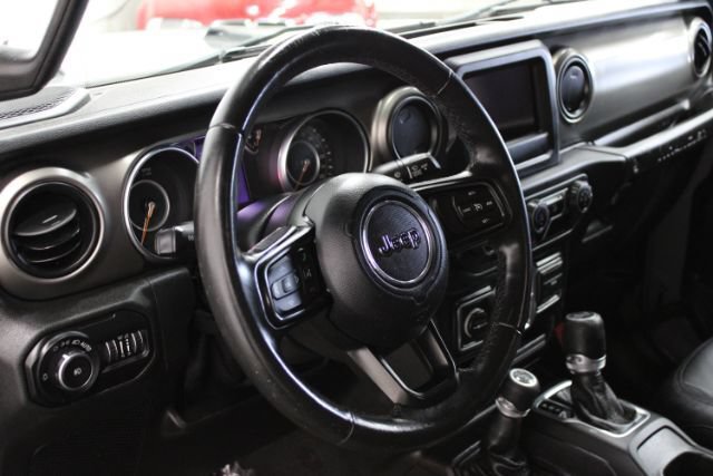 Used 2018 Jeep Wrangler Unlimited Sport S AWD/4WD image 14