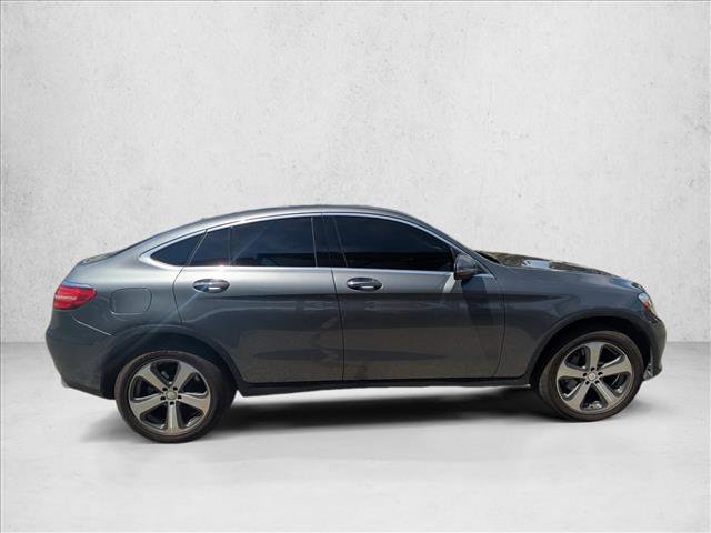 Used 2017 Mercedes-Benz GLC 300 4MATIC Coupe image 4