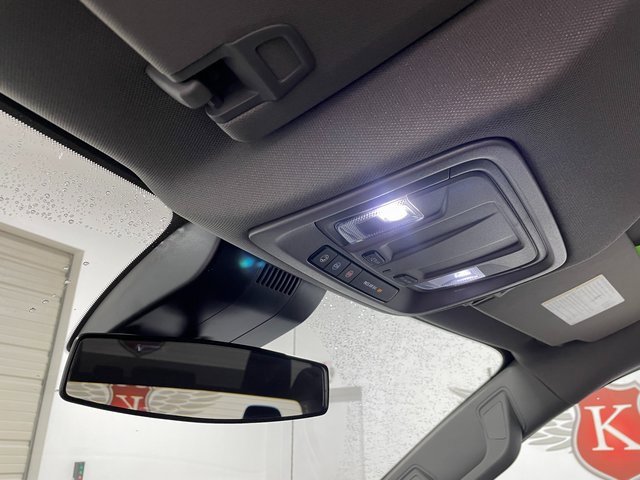 Used 2023 Chevrolet Silverado 1500 LT image 18