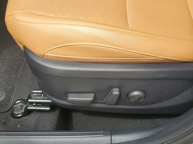 Certified 2024 Kia Seltos EX image 19