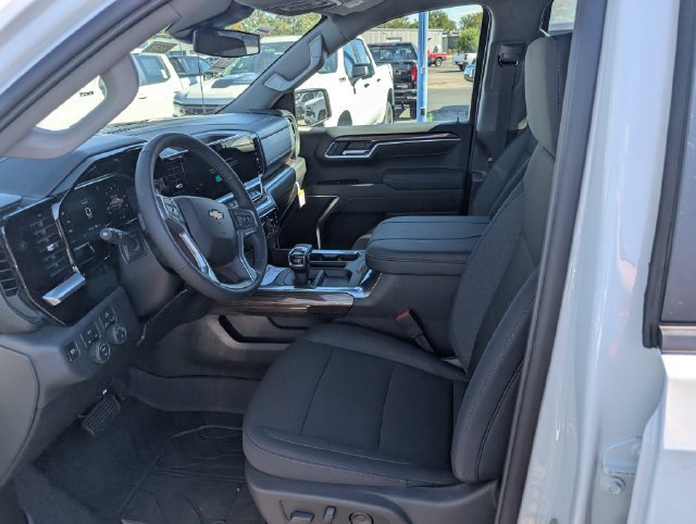 New 2026 Chevrolet Silverado 1500 LT w/ Convenience Package II AWD/4WD image 15
