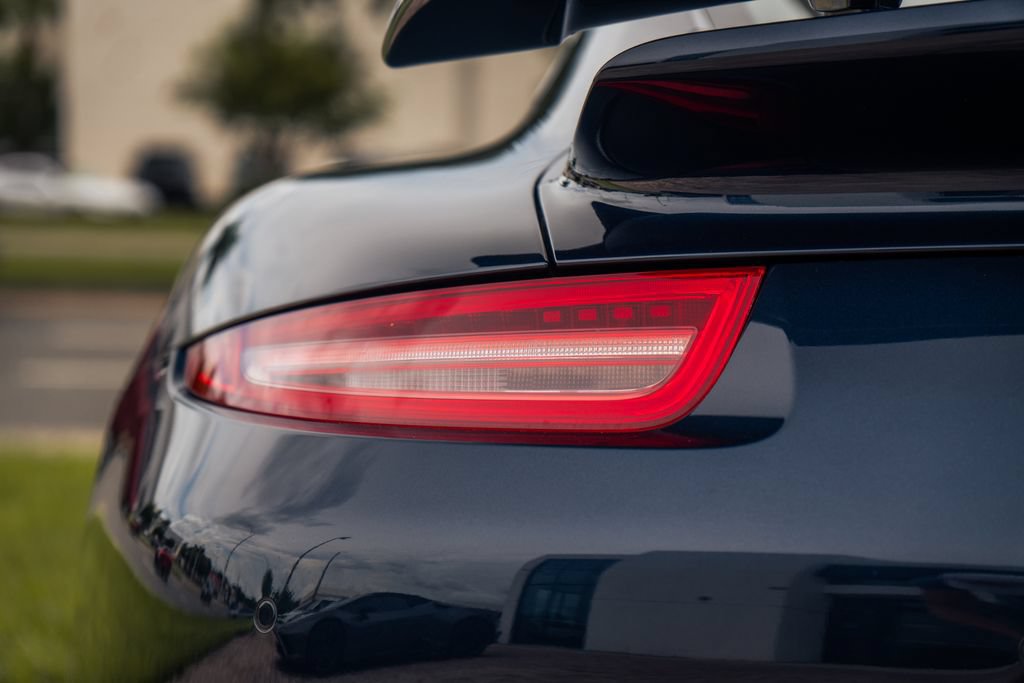 Used 2015 Porsche 911 Turbo AWD/4WD image 11