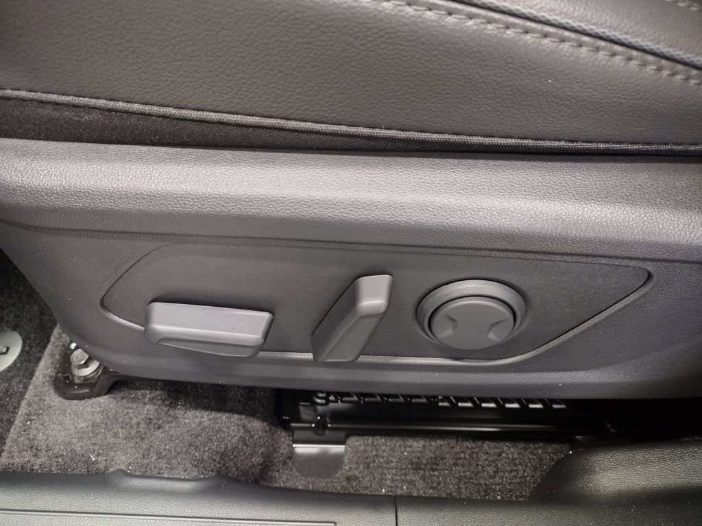 New 2026 Hyundai Tucson Limited image 24