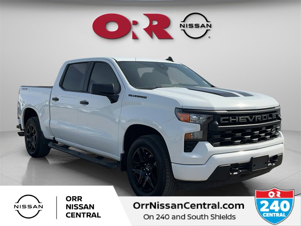 Used 2023 Chevrolet Silverado 1500 Custom w/ Rally Edition image 3