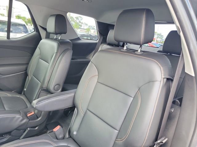 Used 2021 Chevrolet Traverse RS FWD image 13