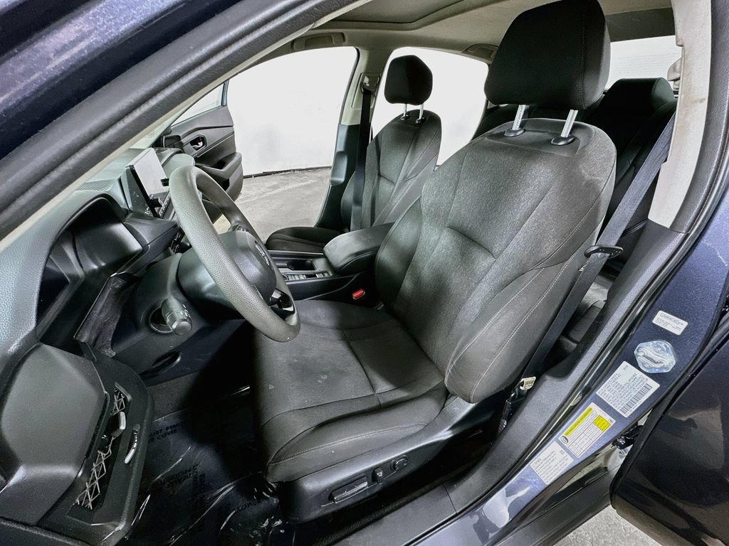 Used 2025 Honda Accord SE image 15