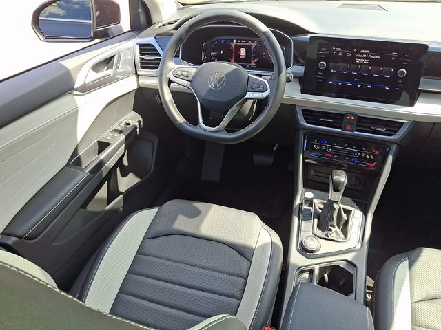 Certified 2025 Volkswagen Taos SEL AWD/4WD image 14