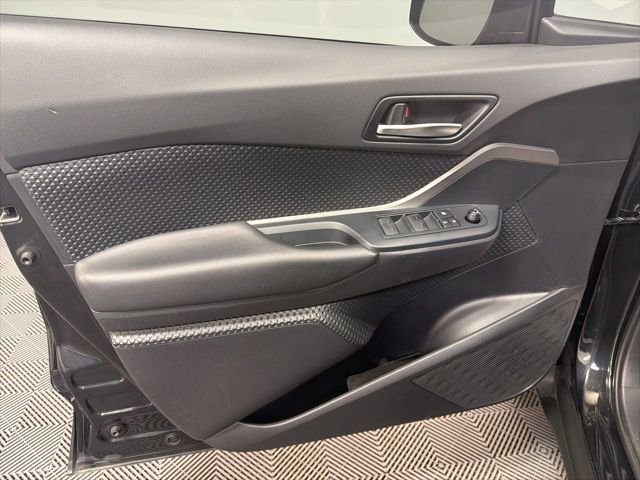 Used 2021 Toyota C-HR LE FWD image 24