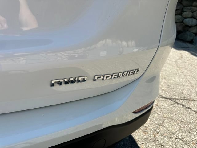 Used 2024 Chevrolet Equinox Premier w/ LPO, Floor Liner Package AWD/4WD image 24