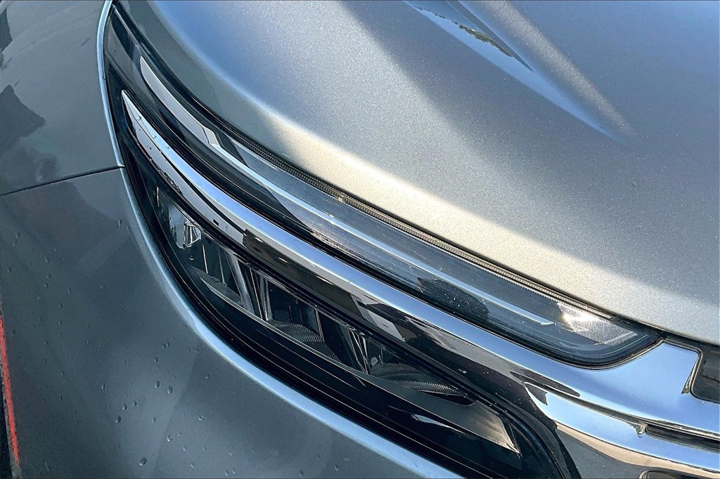 Used 2023 Chevrolet Equinox LT image 30