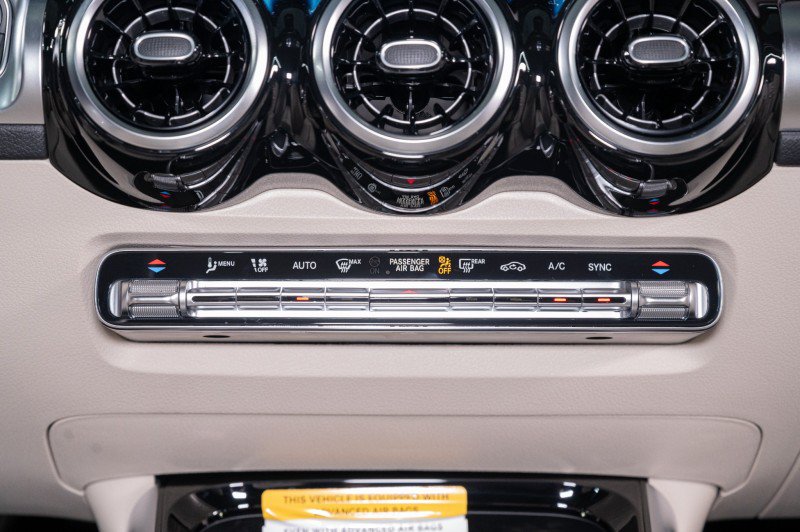 New 2026 Mercedes-Benz GLB 250 4MATIC image 18