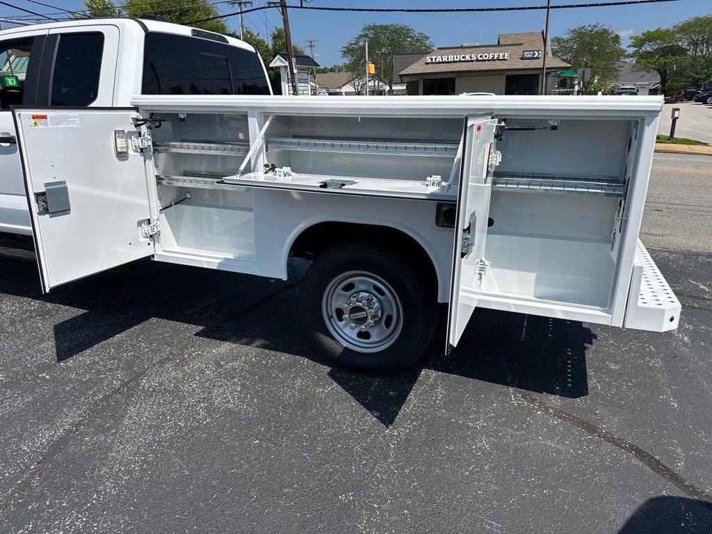 New 2025 Ford F350 XL w/ XL Chrome Package image 21